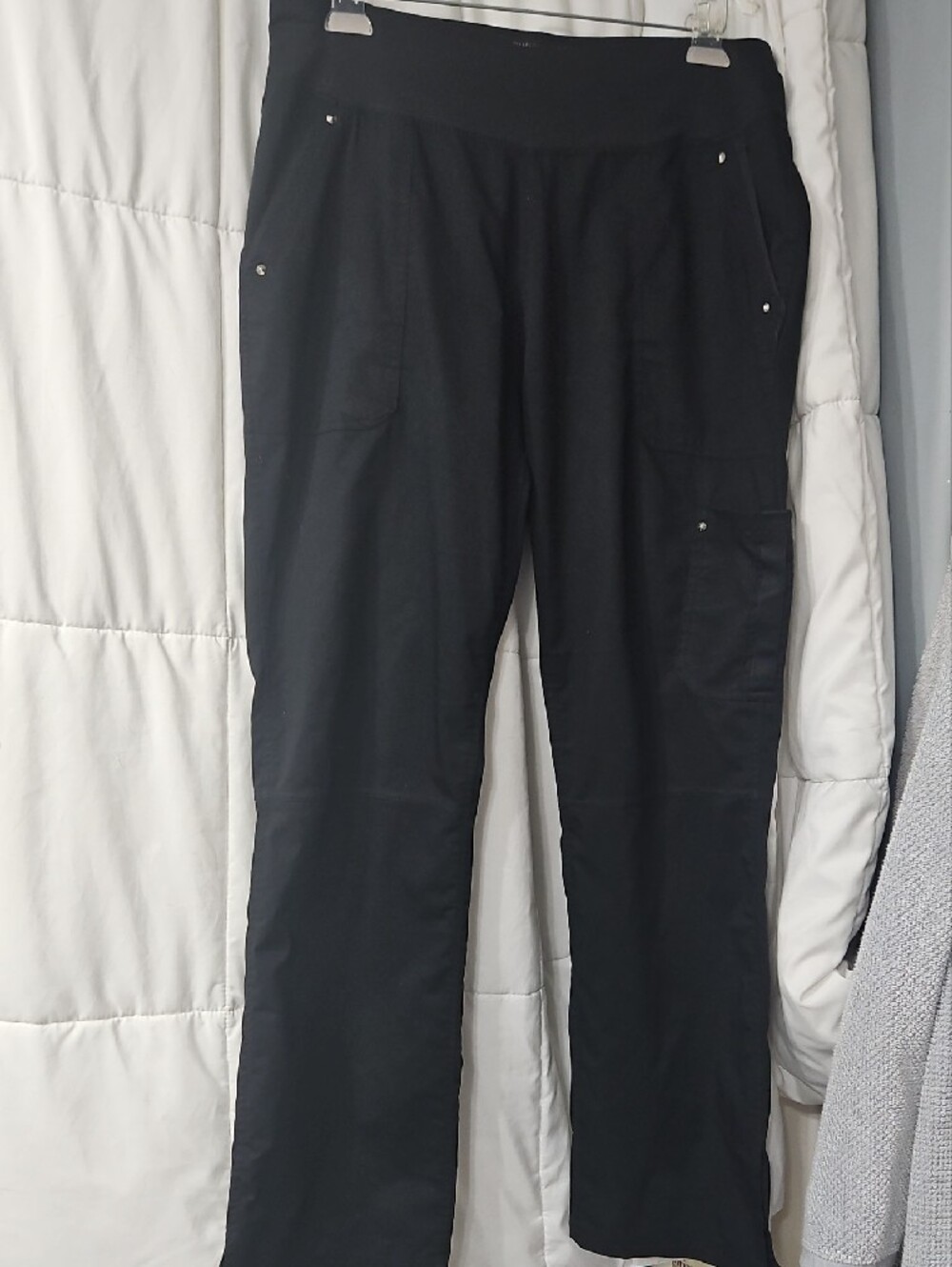 Women's Black Scrub Pants - Picture 2 of 5